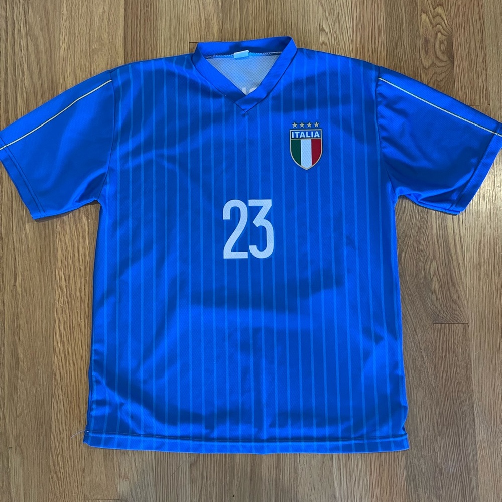 ITALY SOCCER JERSEY EMANUELE GIACCHERINI SIZE MEDIUM NEVER WORN